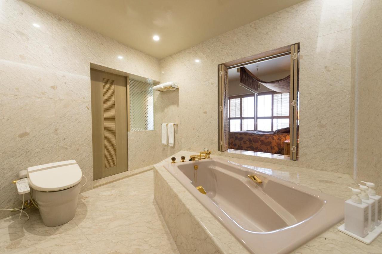 The Southern Links Resort Hotel Yaese ภายนอก รูปภาพ