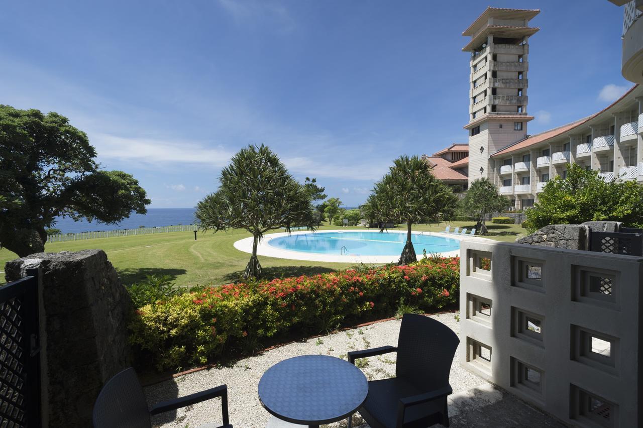 The Southern Links Resort Hotel Yaese ภายนอก รูปภาพ