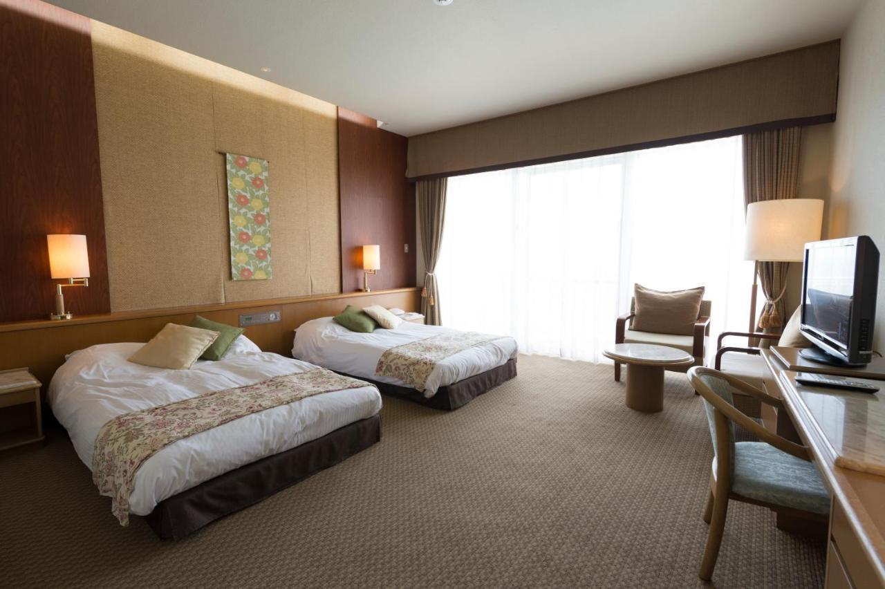 The Southern Links Resort Hotel Yaese ภายนอก รูปภาพ