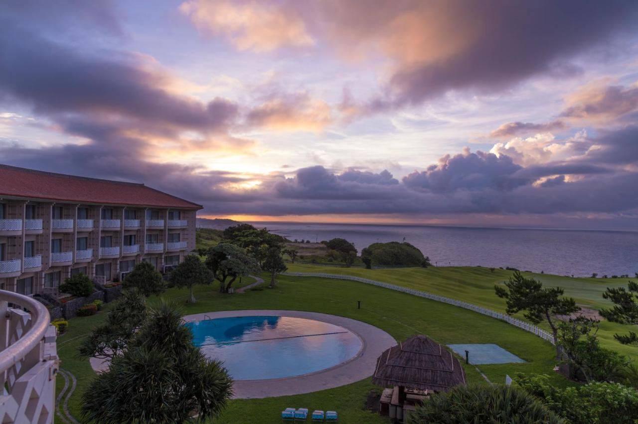The Southern Links Resort Hotel Yaese ภายนอก รูปภาพ